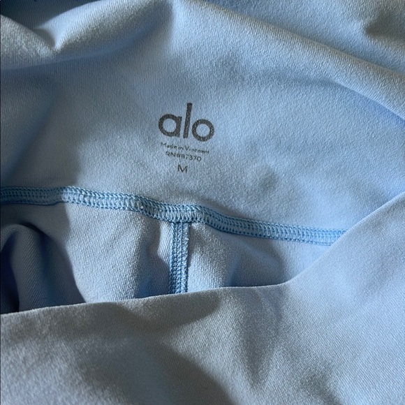ALO Yoga Baby Blue Leggings - Picture 8 of 8